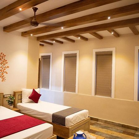 Hotel Ganesh Palace Rameswaram Bagian luar foto