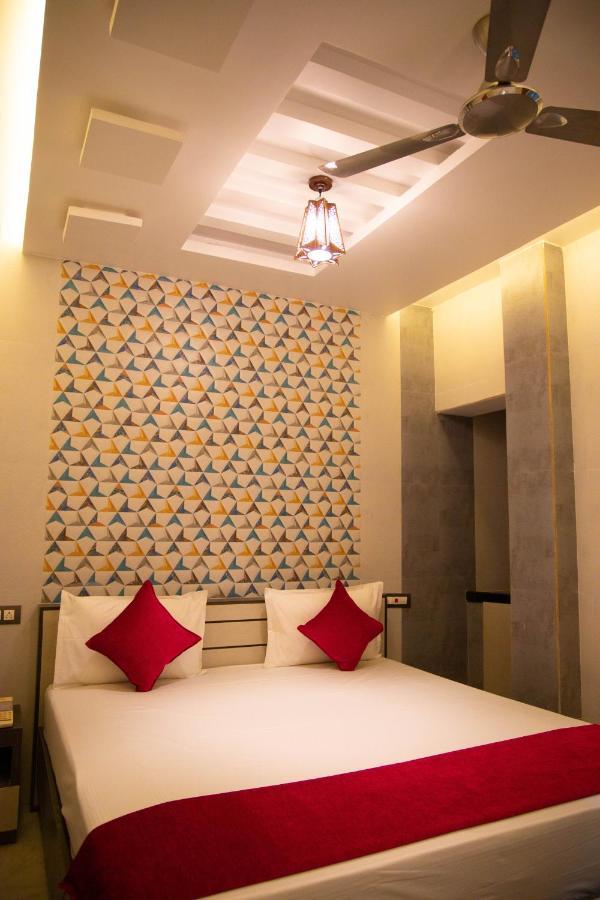 Hotel Ganesh Palace Rameswaram Bagian luar foto